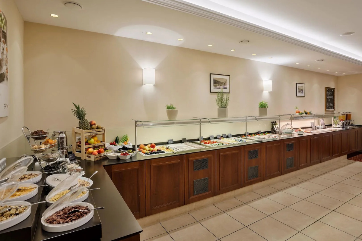 Hotel Astoria Vienna, Curio Collection by Hilton