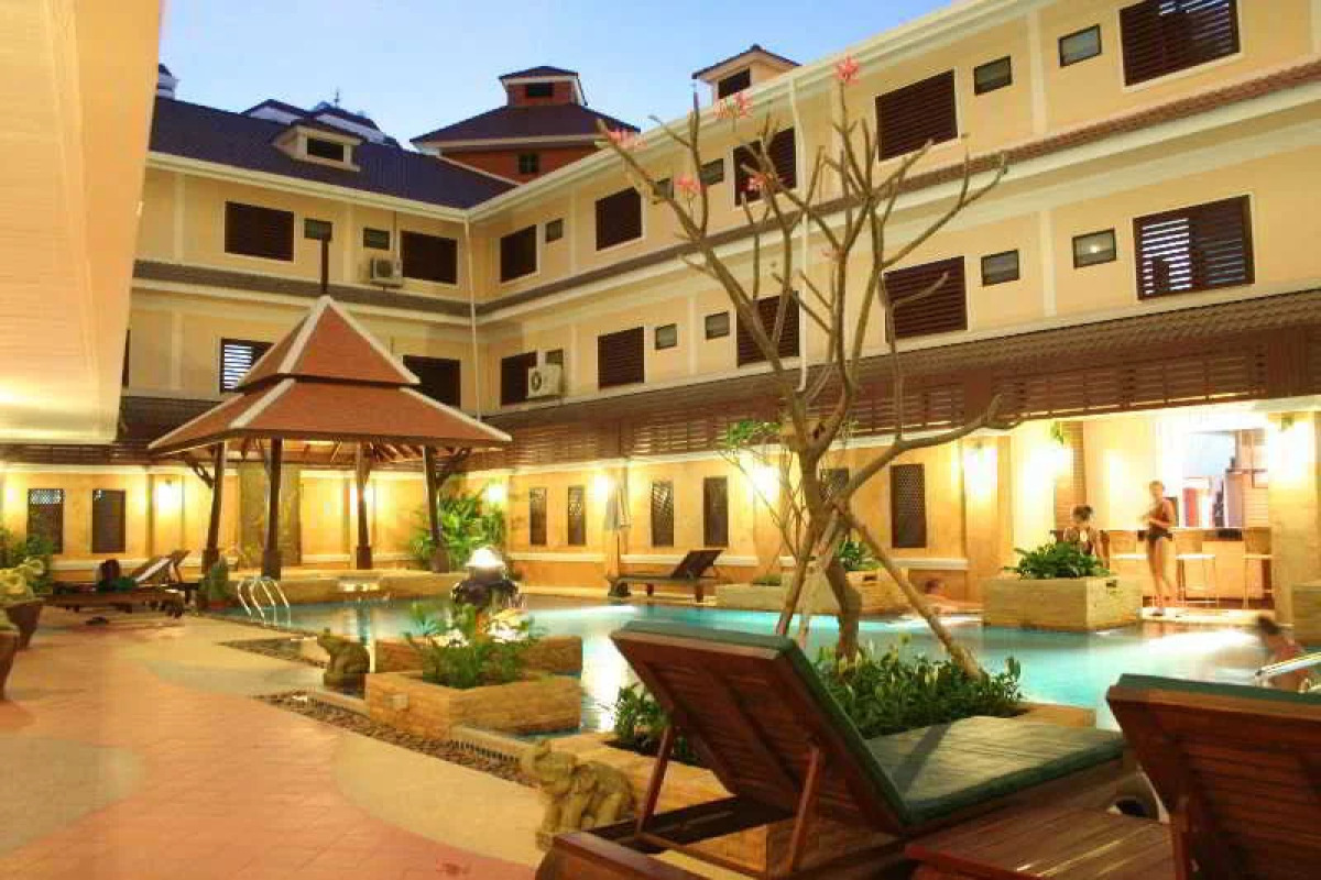 Aiyaree Place Hotel