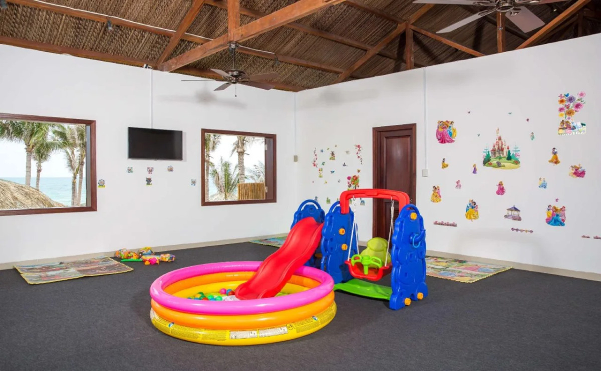 Cam Ranh Riviera Beach Resort & Spa