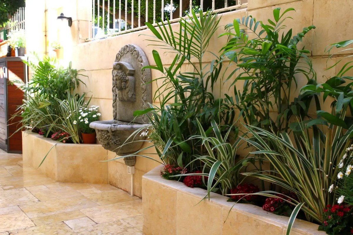 Dizengoff Suites Hotel