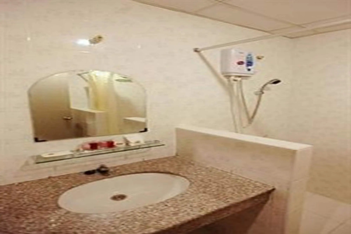 Rafael Mansion Bangkok Aiport