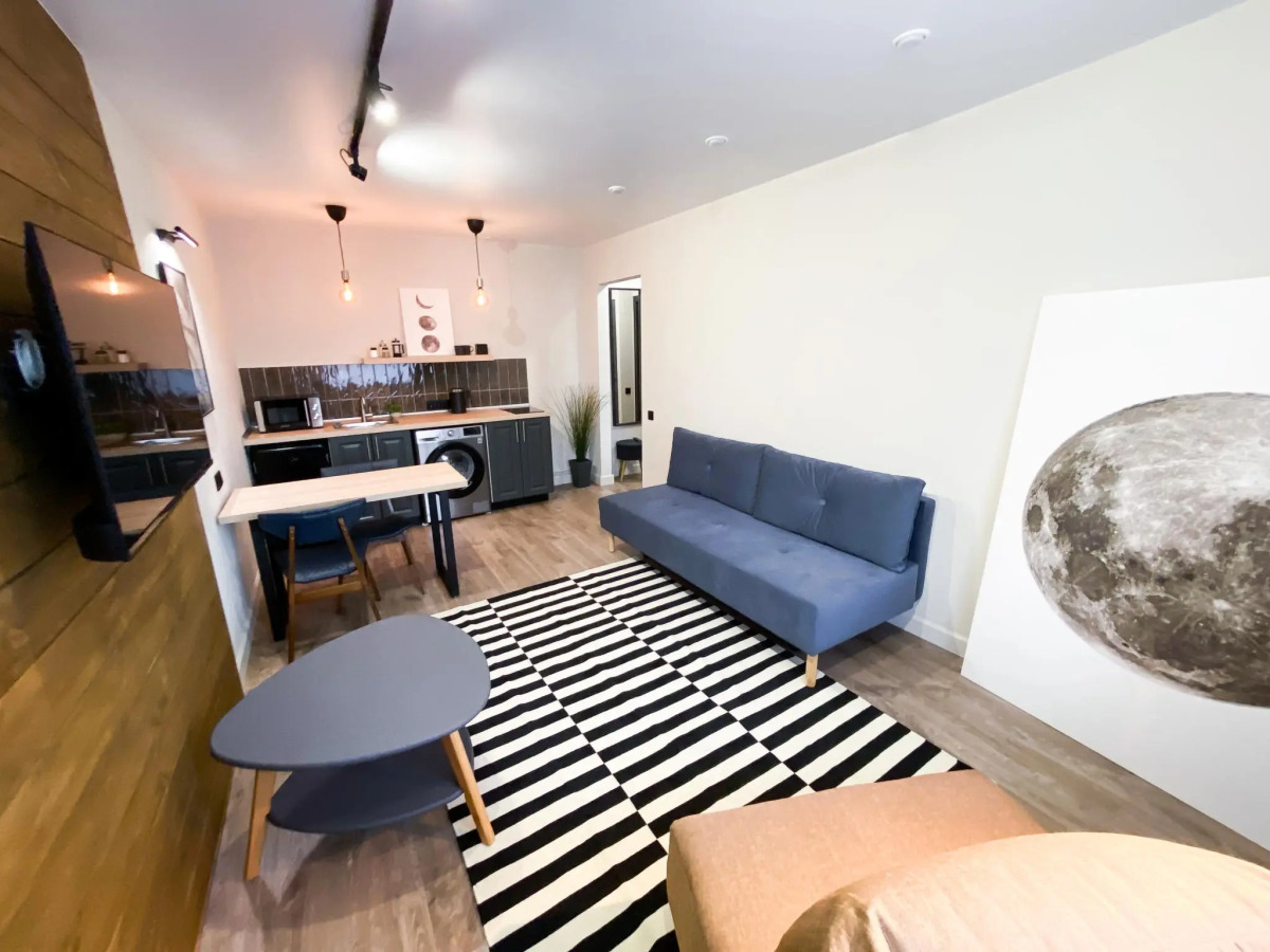 Unique Apart (Уник Апарт) на улице Красная