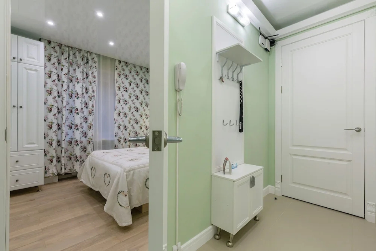 Апартаменты «Feelathome Невский»