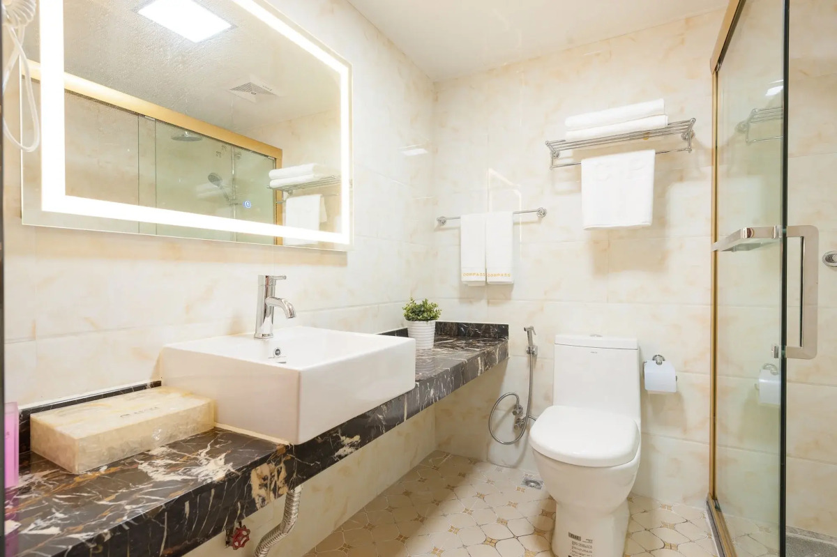 Guangzhou Compass Hotel