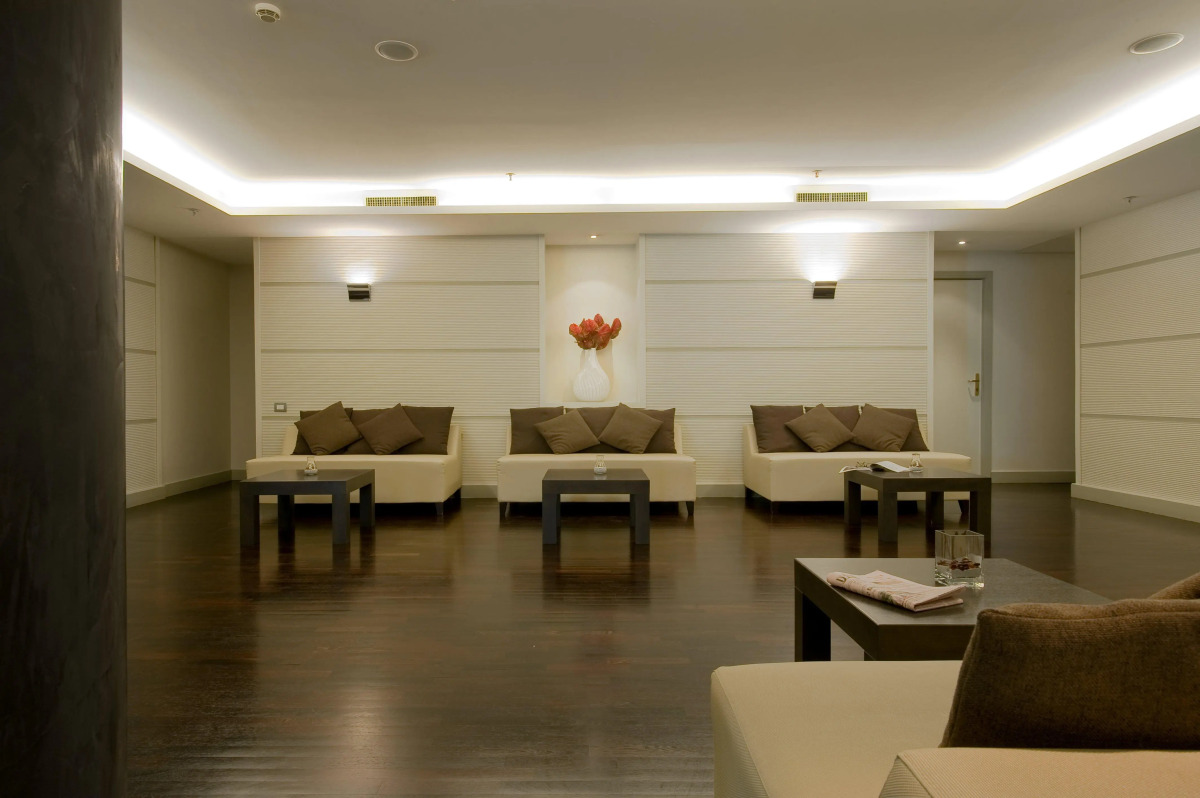 Holiday Inn Naples by IHG