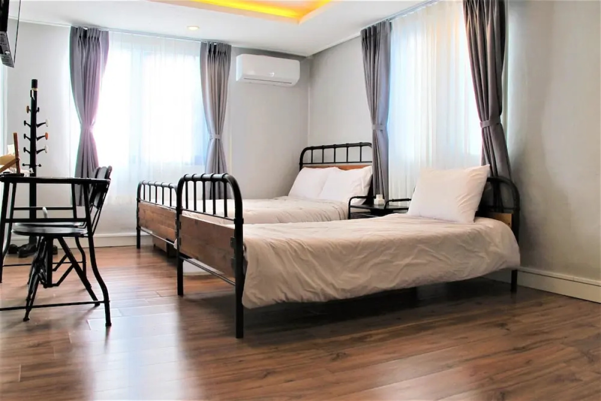 Mt Seorak the East Sea and Hot spring