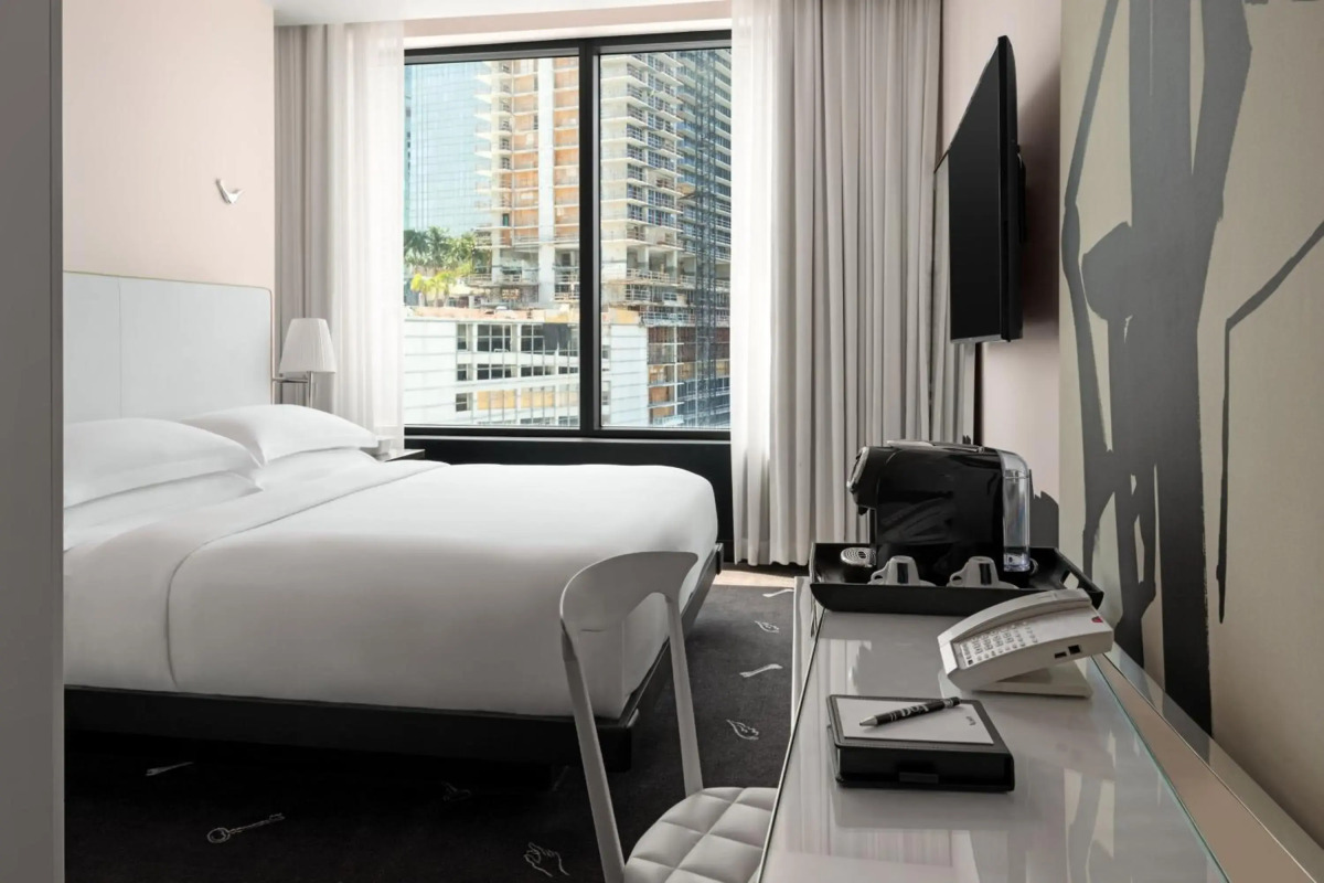 Отель Dua Miami Brickell, An Autograph Collection Hotel