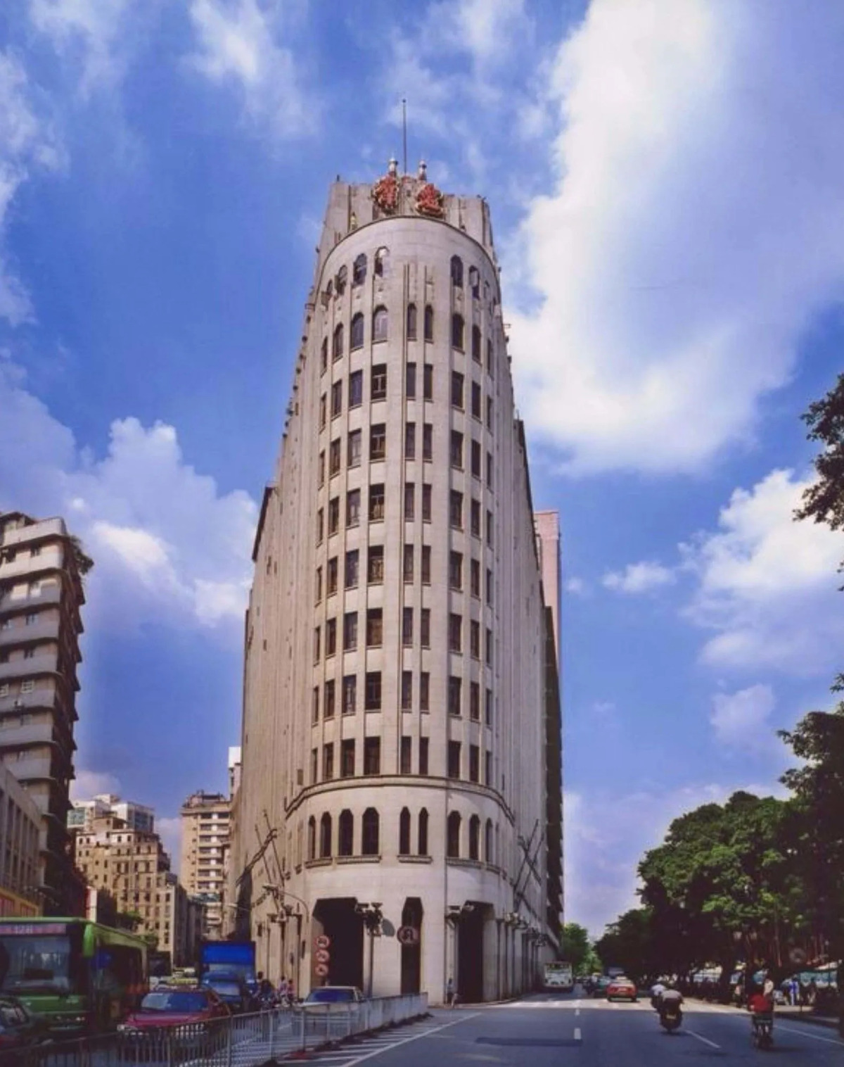 Aiqun Hotel Guangzhou - Free shuttle between hotel and Exhibition Center during Canton Fair