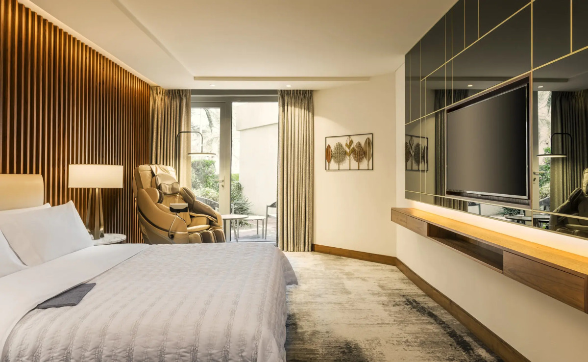 Le Meridien Dubai Hotel & Conference Centre