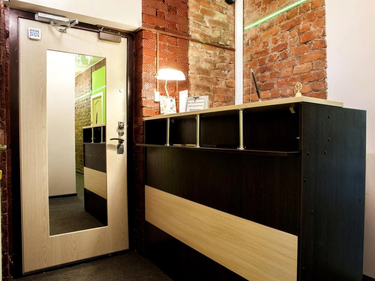 Отель Амплуа 