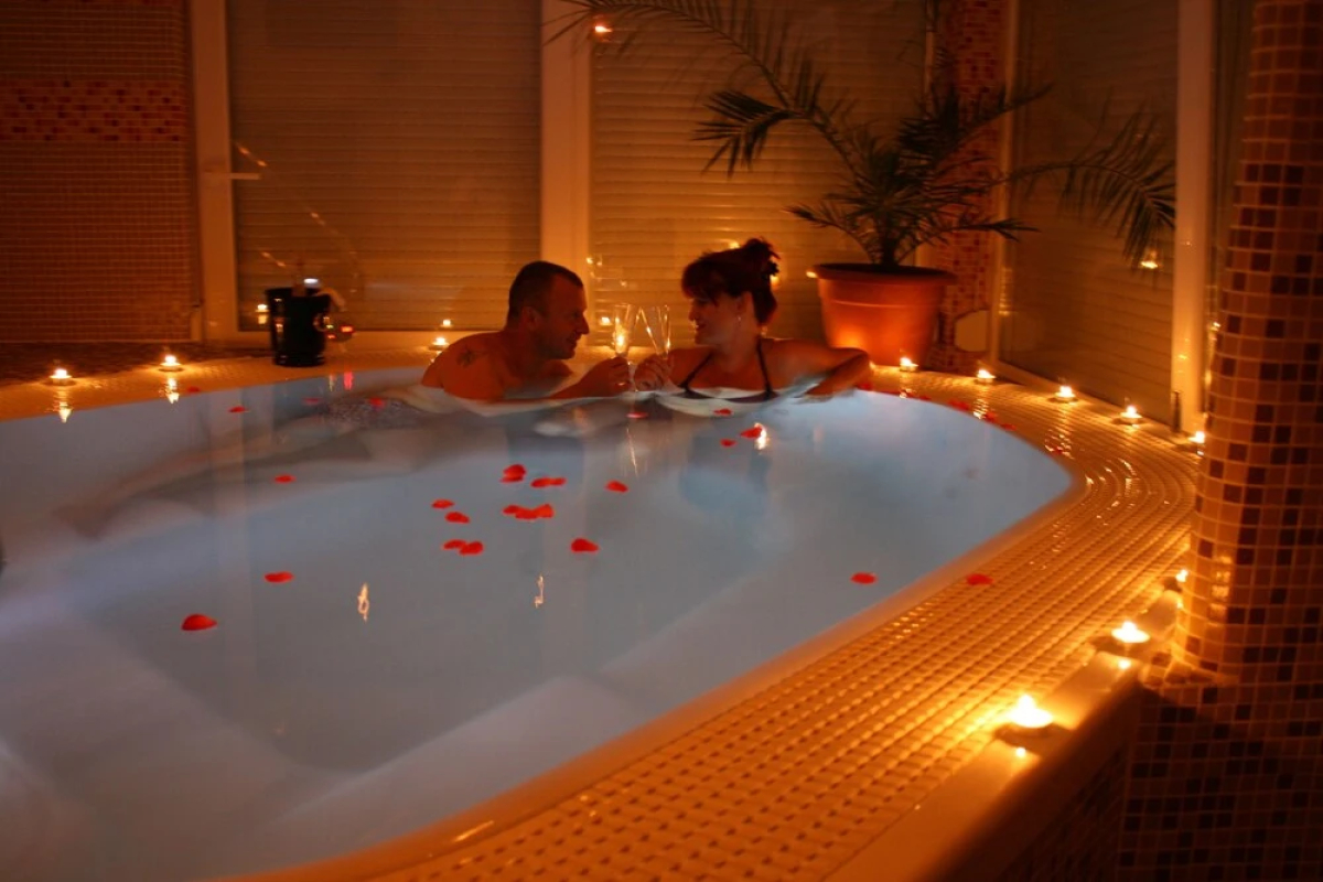 Aqua Therm Hotel