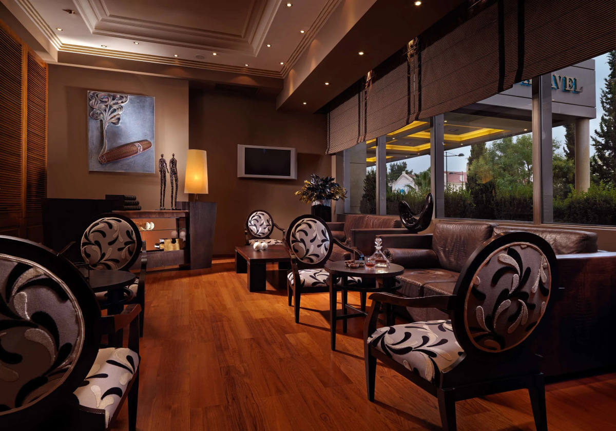 Отель Divani Caravel