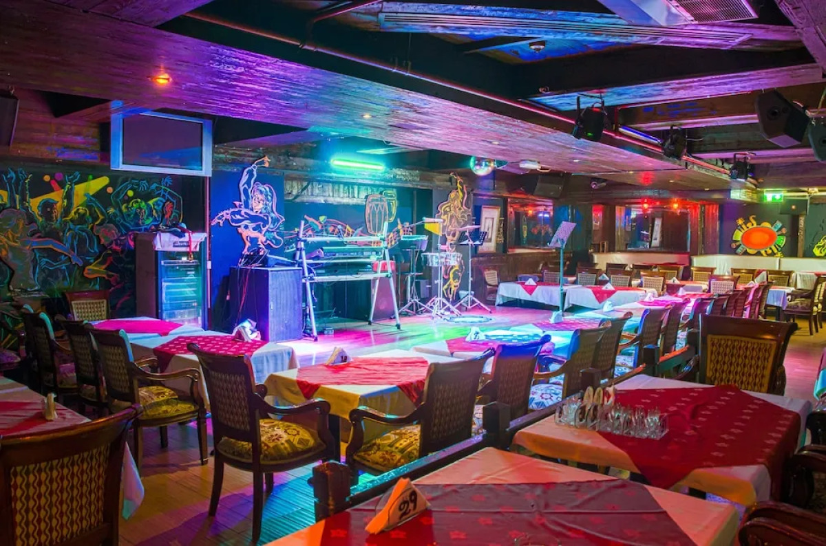 Отель Le Paradise Palace