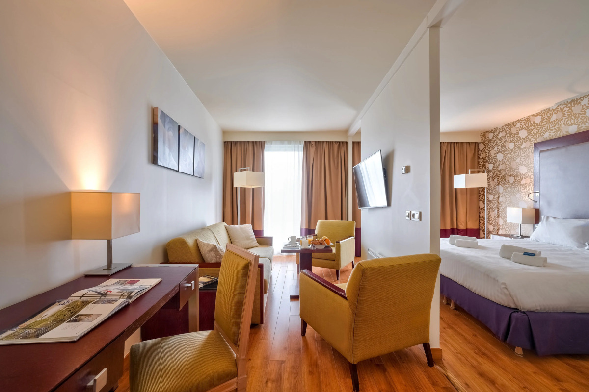 Отель Clarion Paris CDG Airport