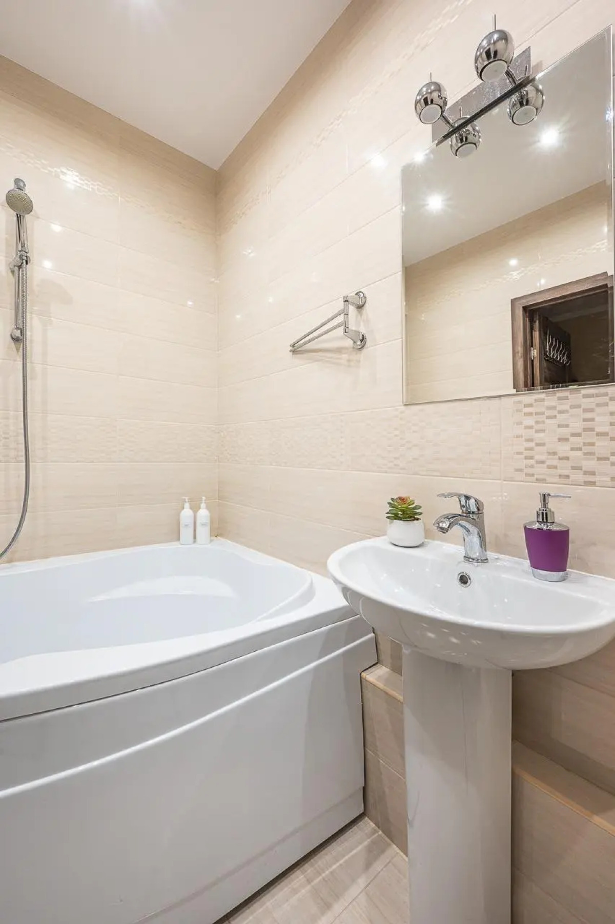 Лайт Апартаменты на улице Щорса 54А