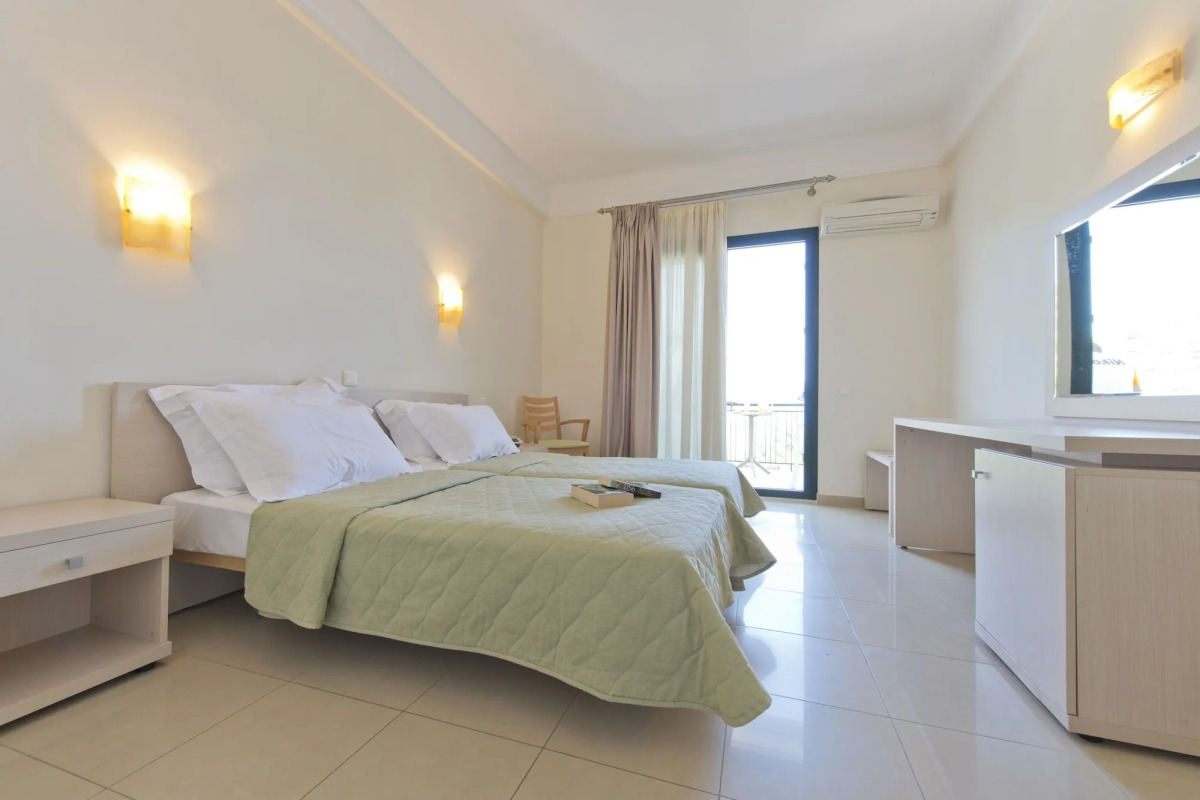 Отель Bomo Tosca Beach