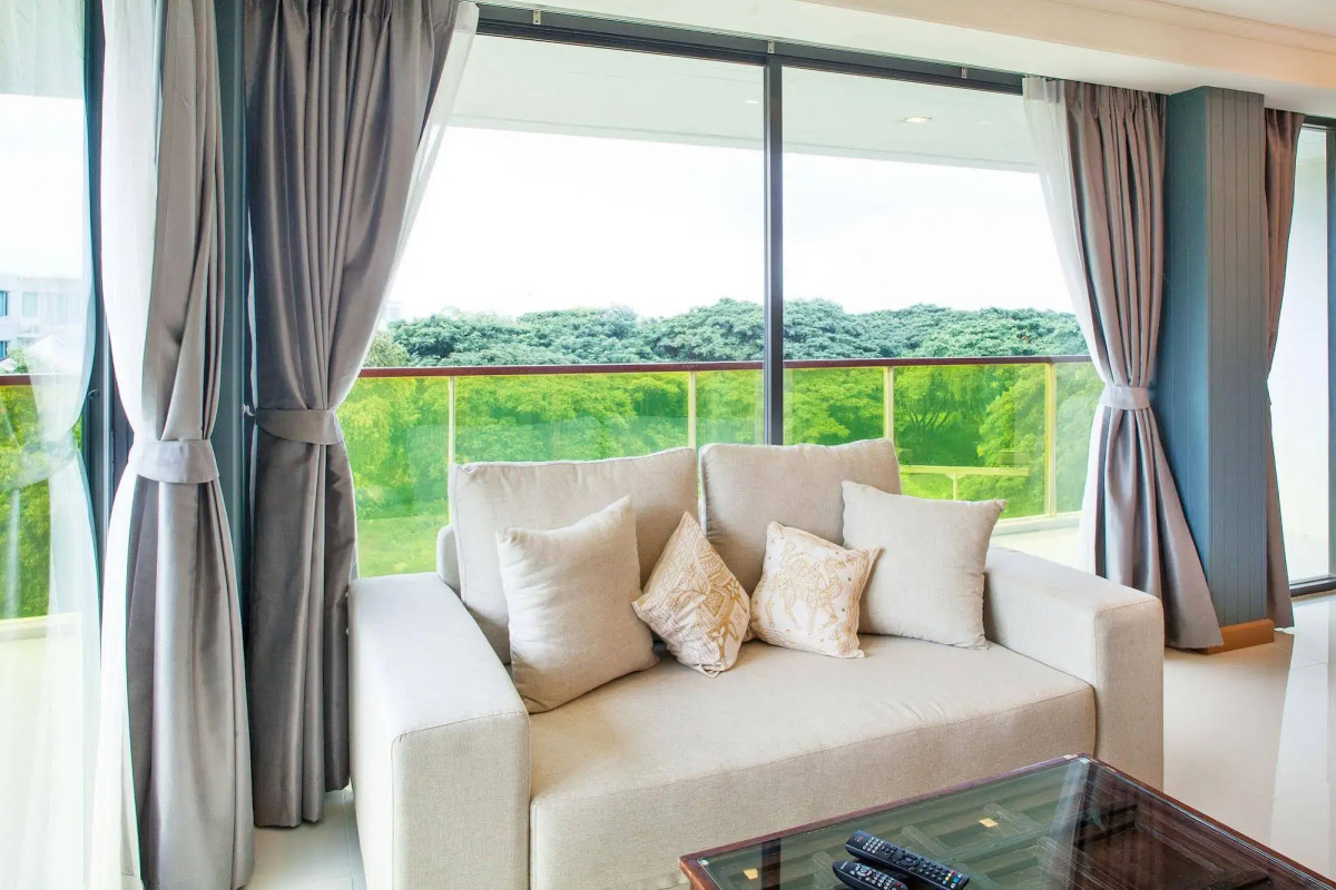 Rocco Hua Hin Beach Seaview