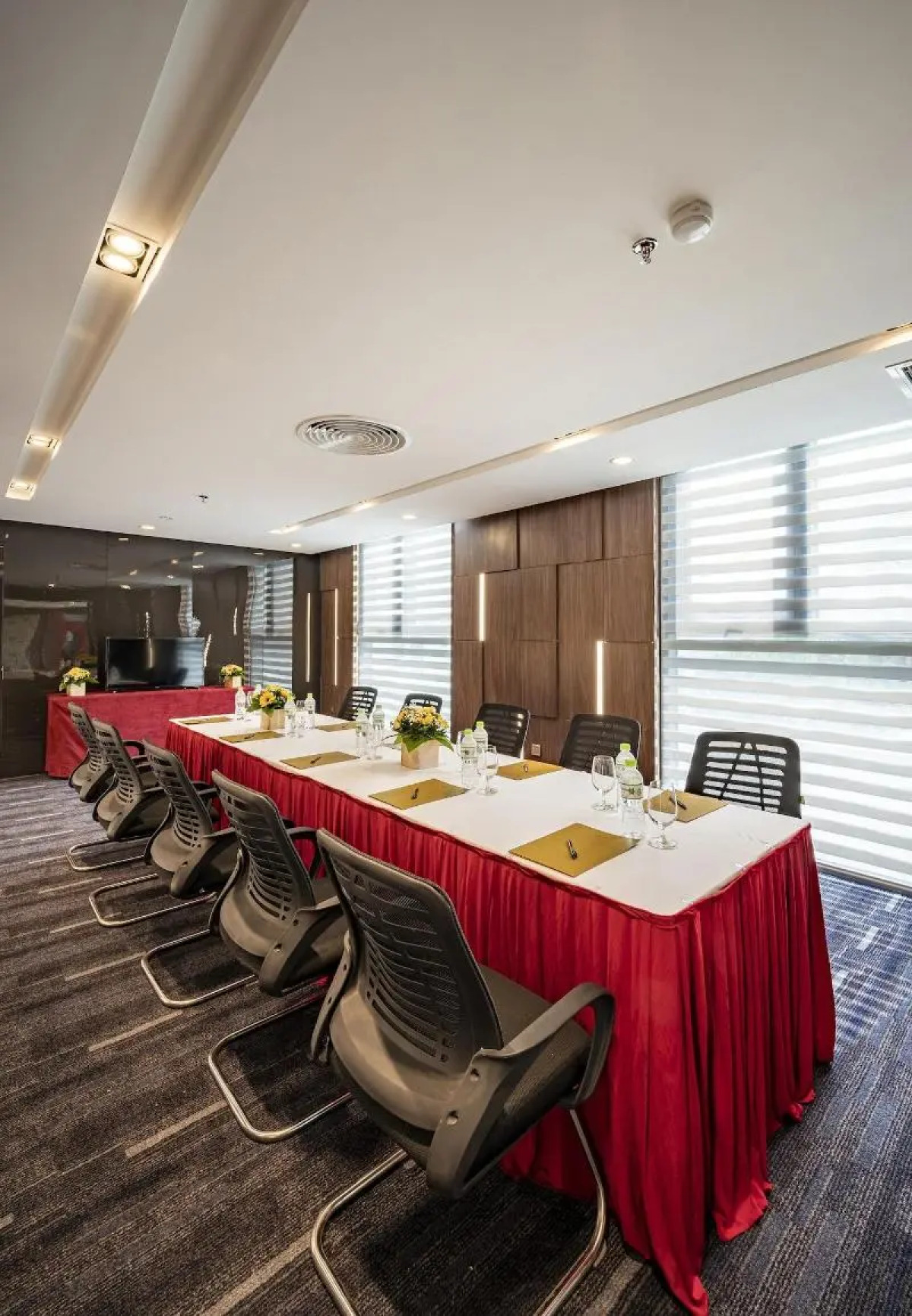 Muong Thanh Luxury Saigon Hotel