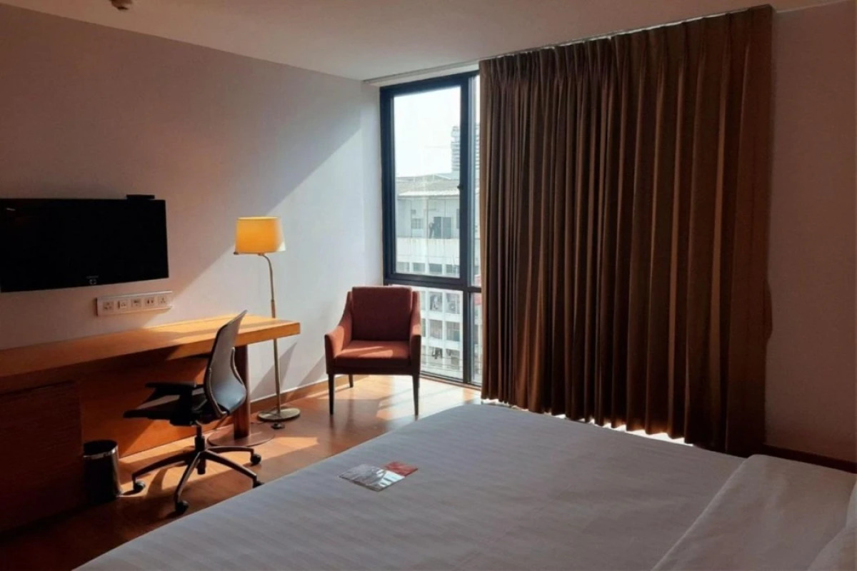 Отель Sacha's Hotel Uno