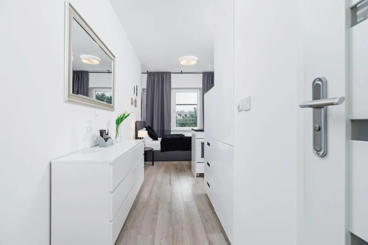 Studio Lubelska Cracow by Renters