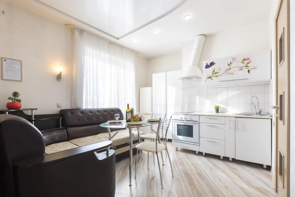 Yousinn (Юсинн) на улице 2-ой Обской 73