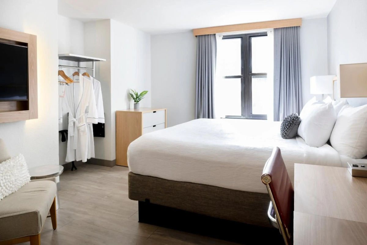 Hotel Saint Clair- Magnificent Mile