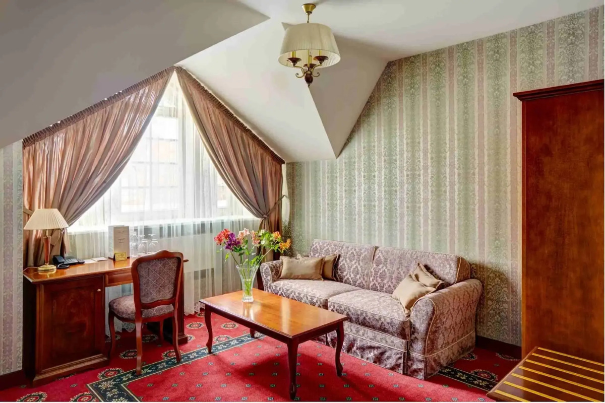 Гостиница «Атлас Делюкс»