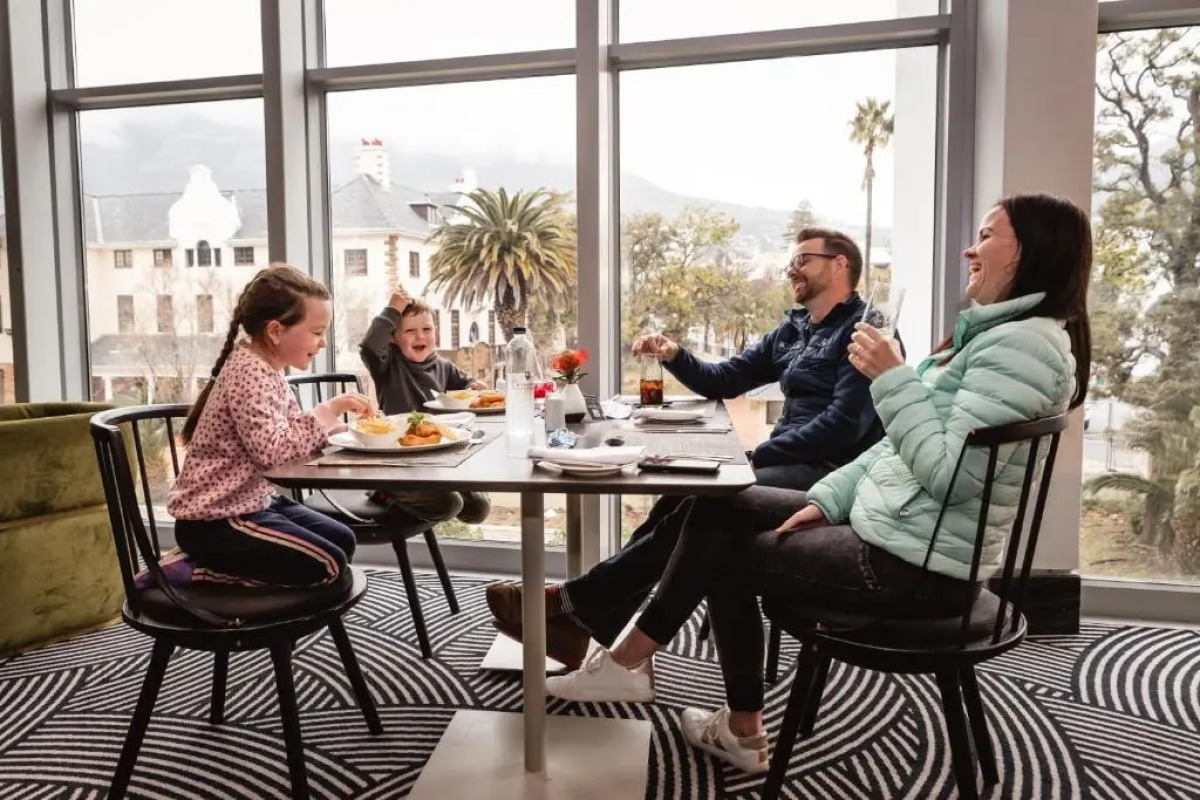 The Capital 15 on Orange Hotel & Spa