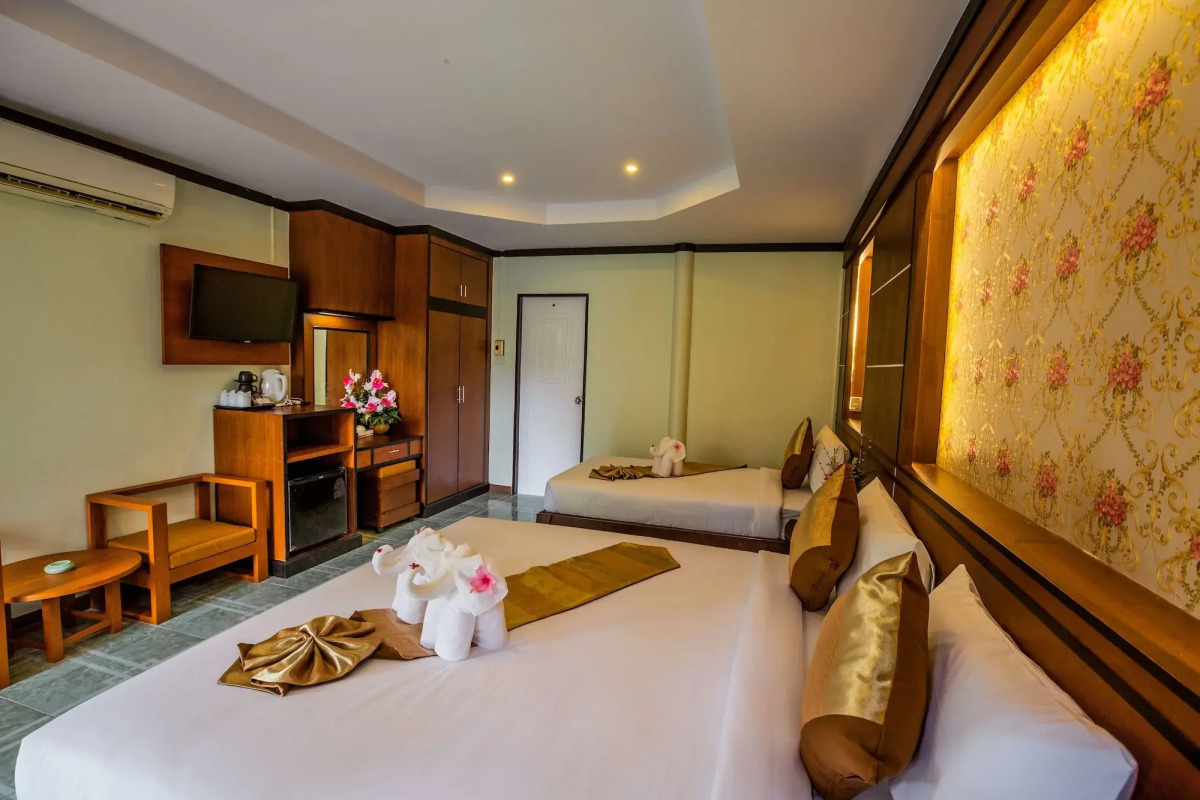 Phi Phi Andaman Beach Resort