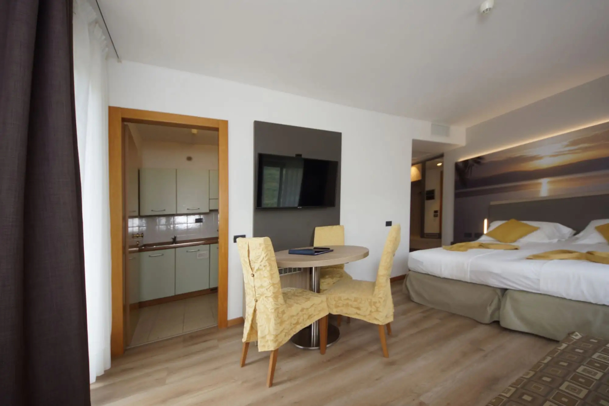 Ambassador Suite Hotel