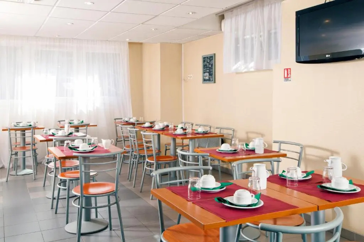 Séjours & Affaires Paris Nanterre