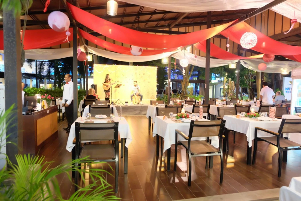 Nai Yang Beach Resort & Spa