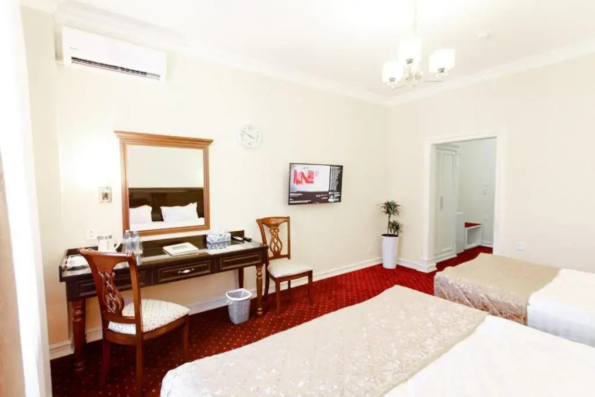 Konstantin Plaza (Константин Плаза)