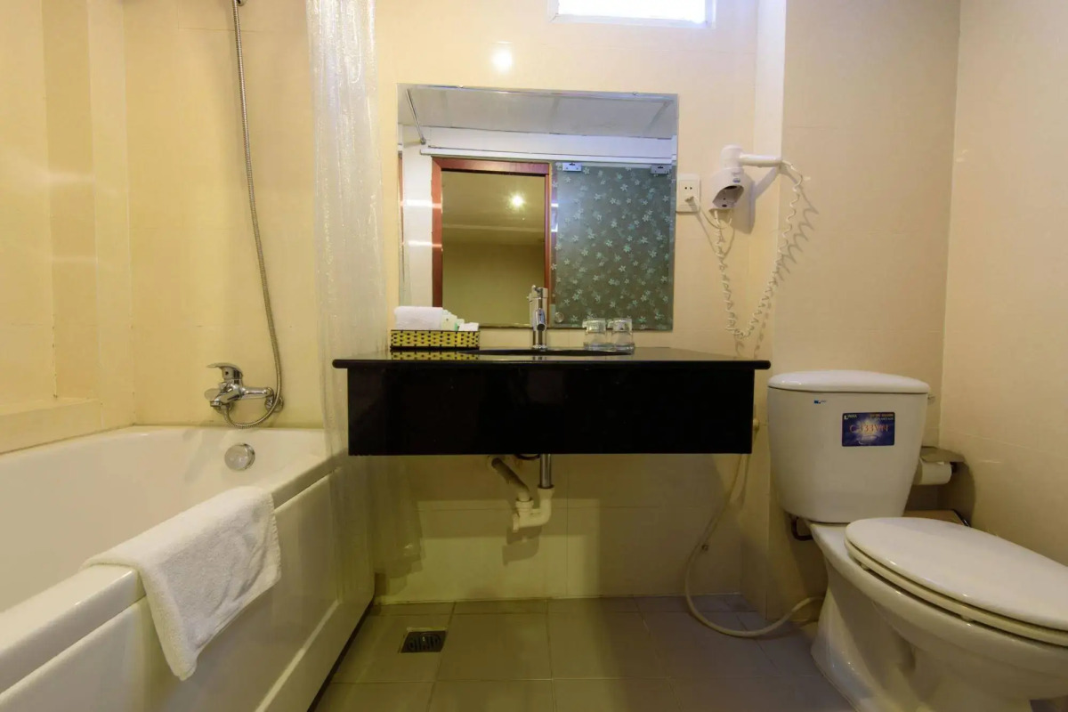 Central Park Saigon Hotel