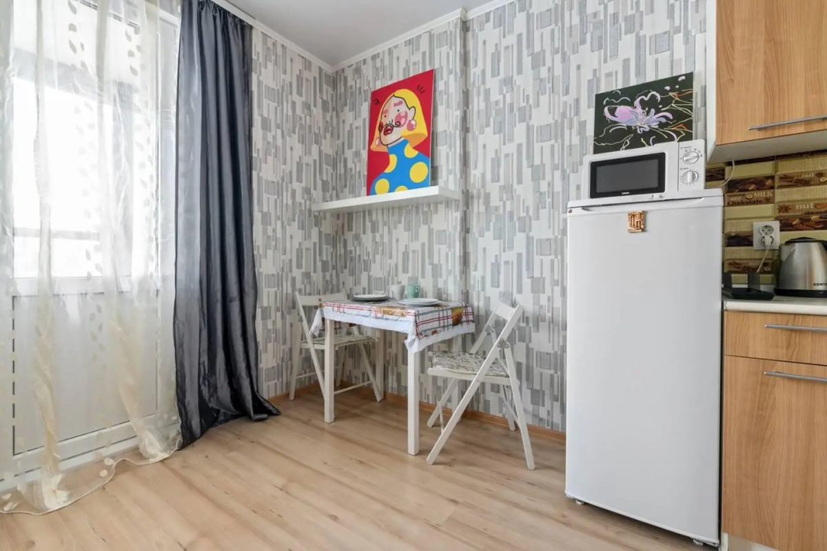 Две подушки на улице Вадима Шефнера 10 корп. 1