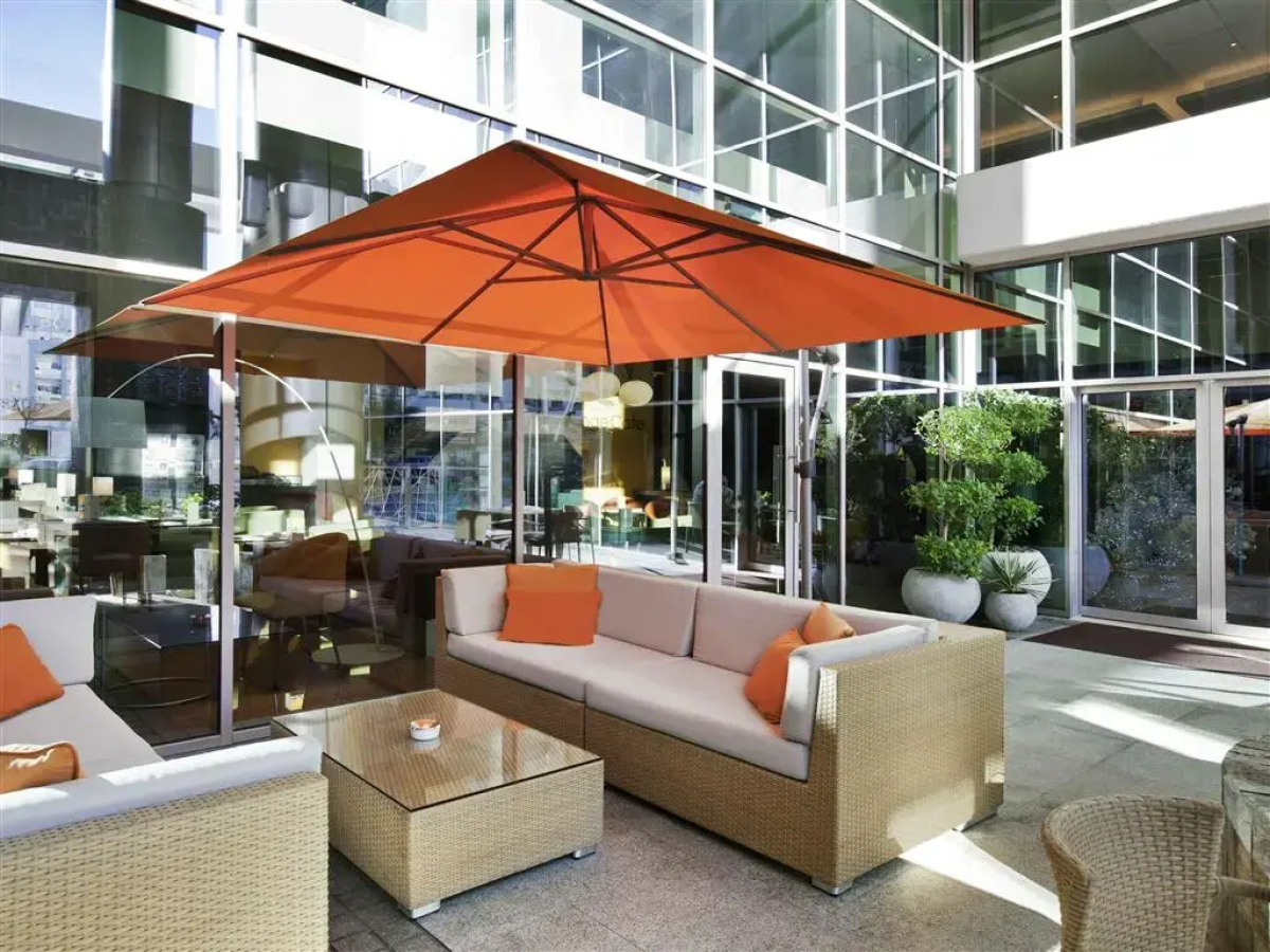 Отель ibis Al Rigga