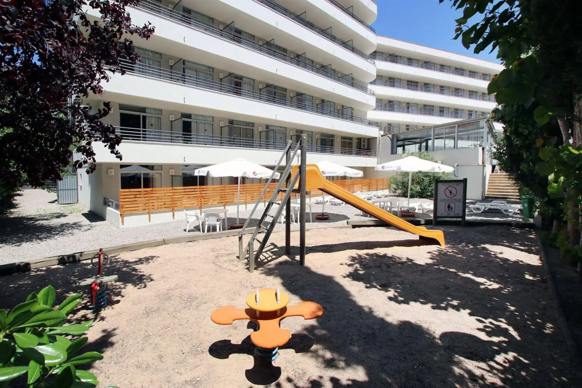 Aparthotel Esmeraldas