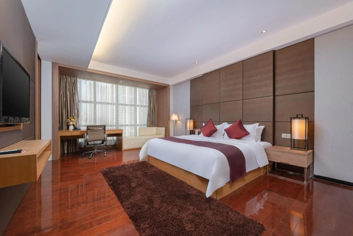 Ramada Plaza Shenzhen North