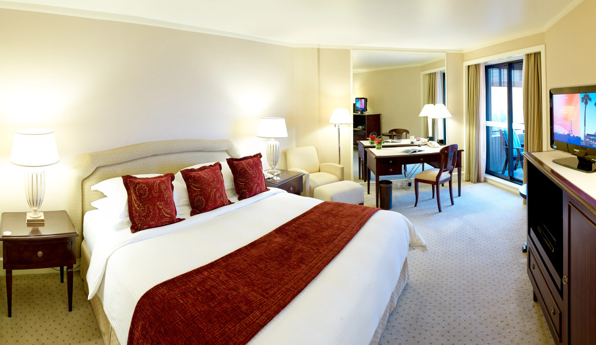 Отель Radisson Blu Hotel, Dubai Media City