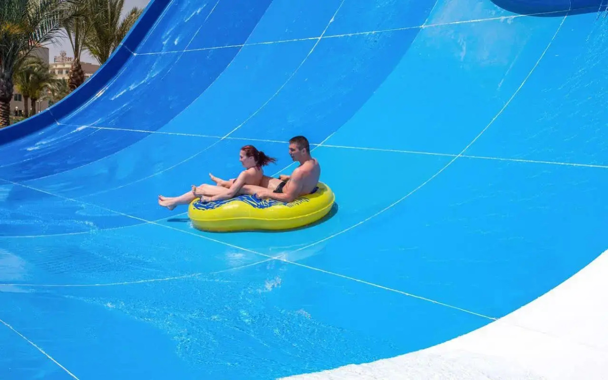 Hawaii Riviera Club Aqua Park - Families and Couples Only