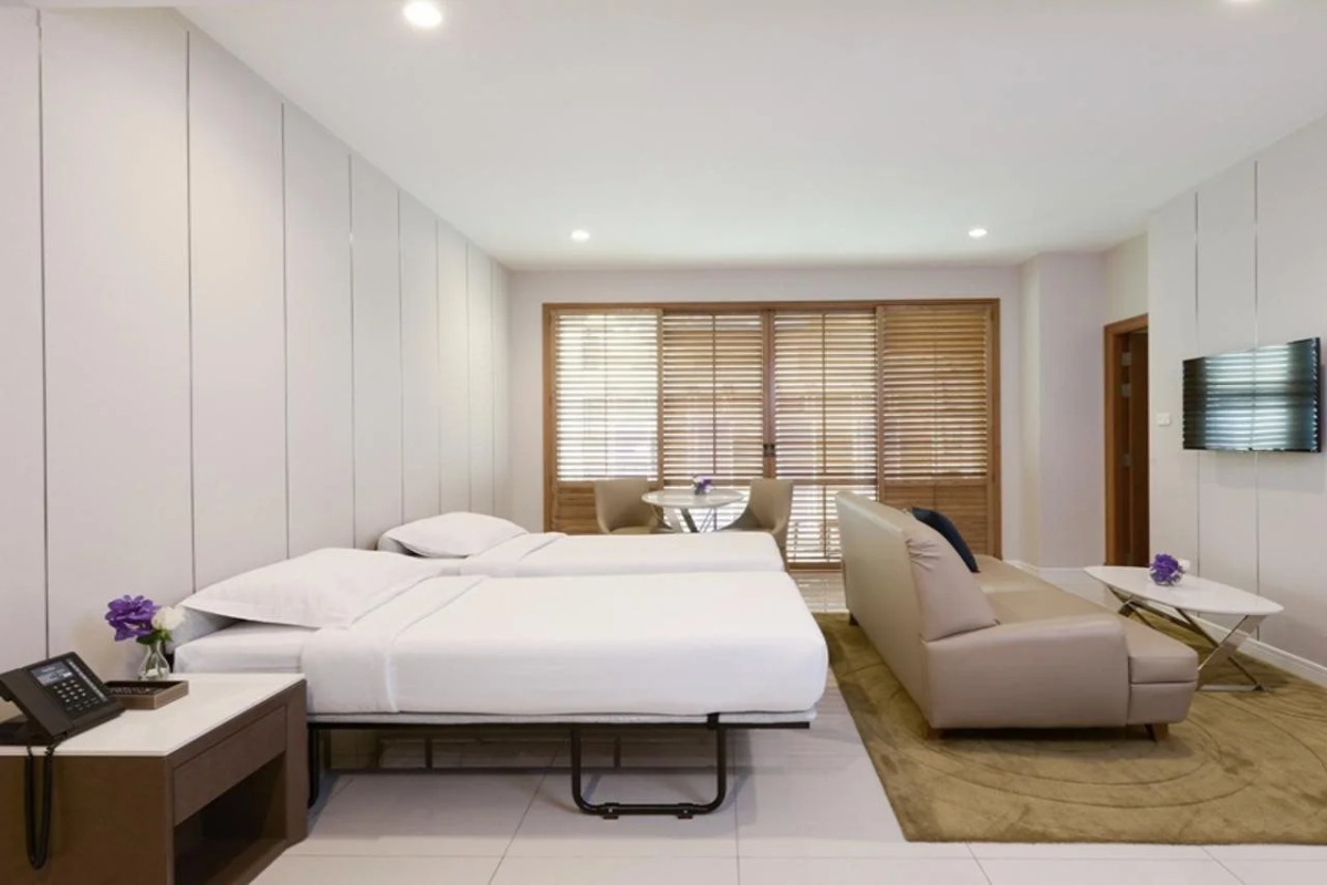 Отель Grande Centre Point Ploenchit