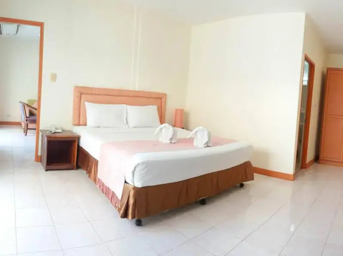 Eastiny Bella Vista Hotel & Residence