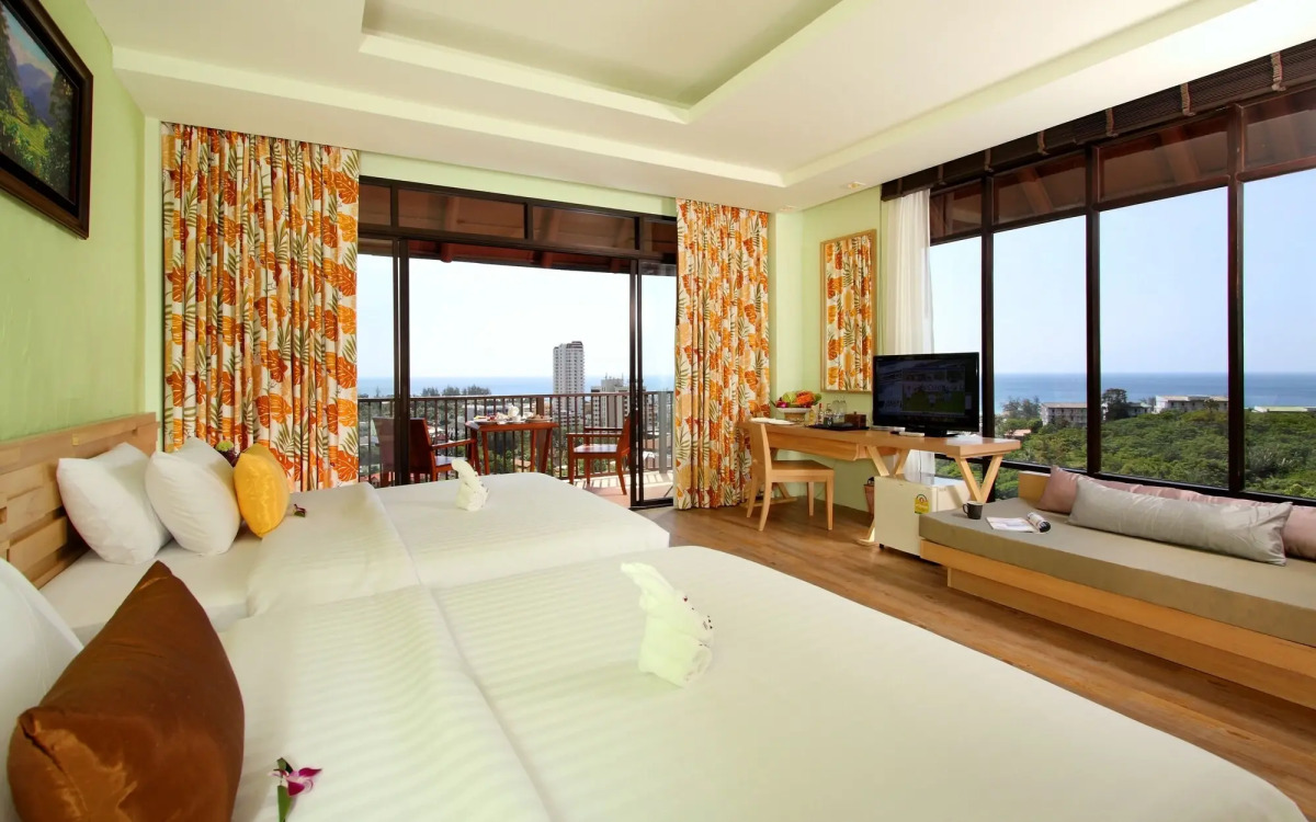 Отель Karon Phunaka Resort & Spa