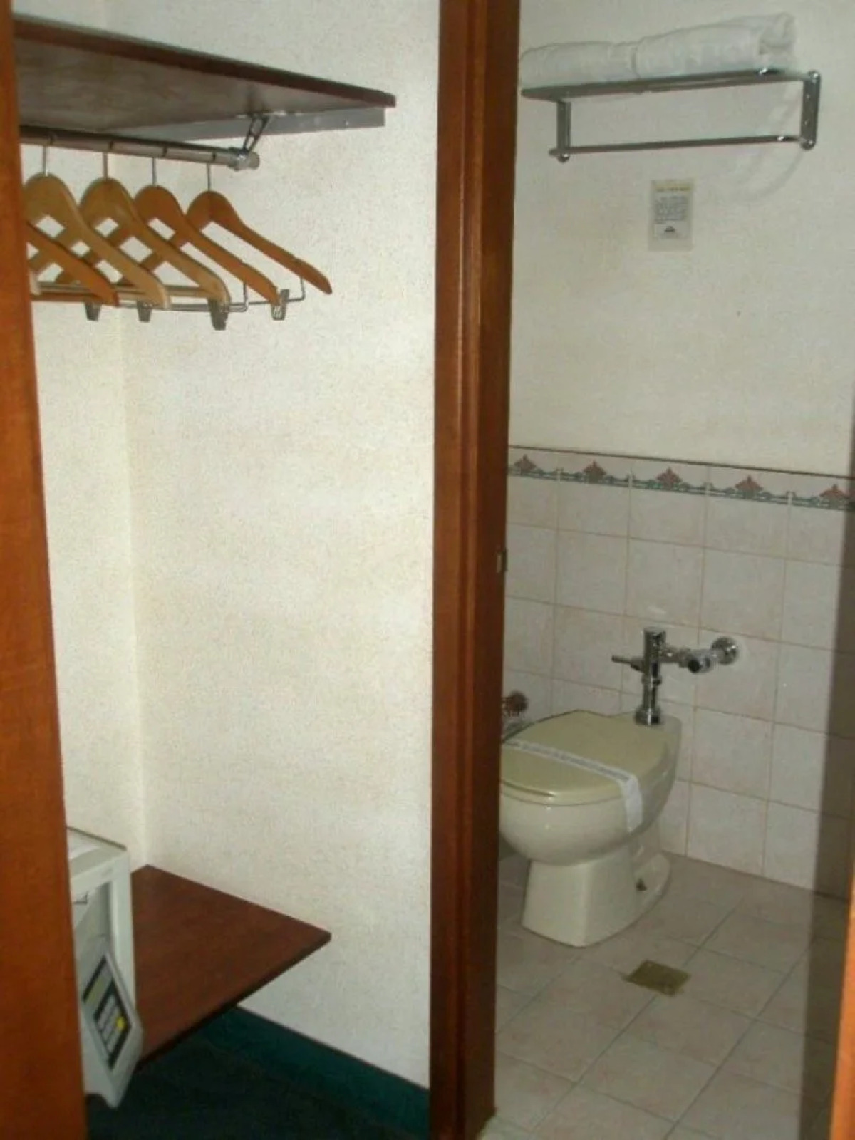 Days Hotel by Wyndham Batangas