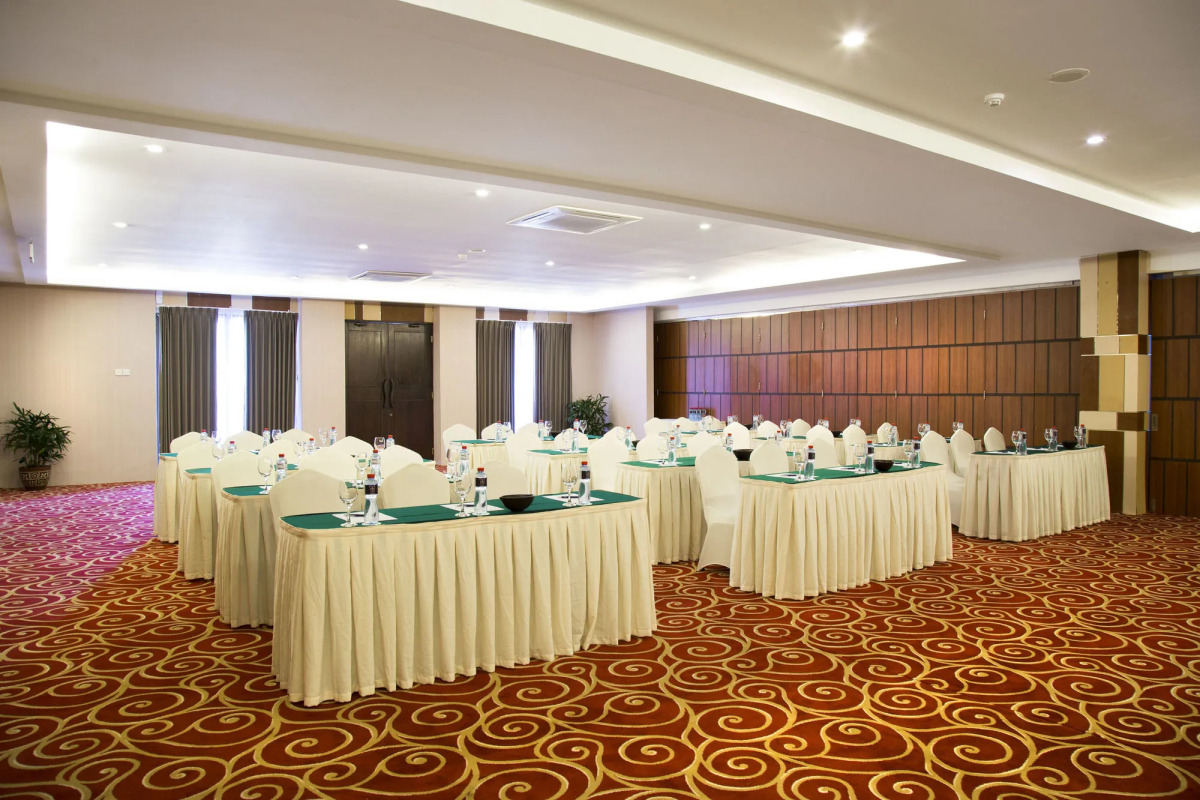 Le Grande Bali Hotel