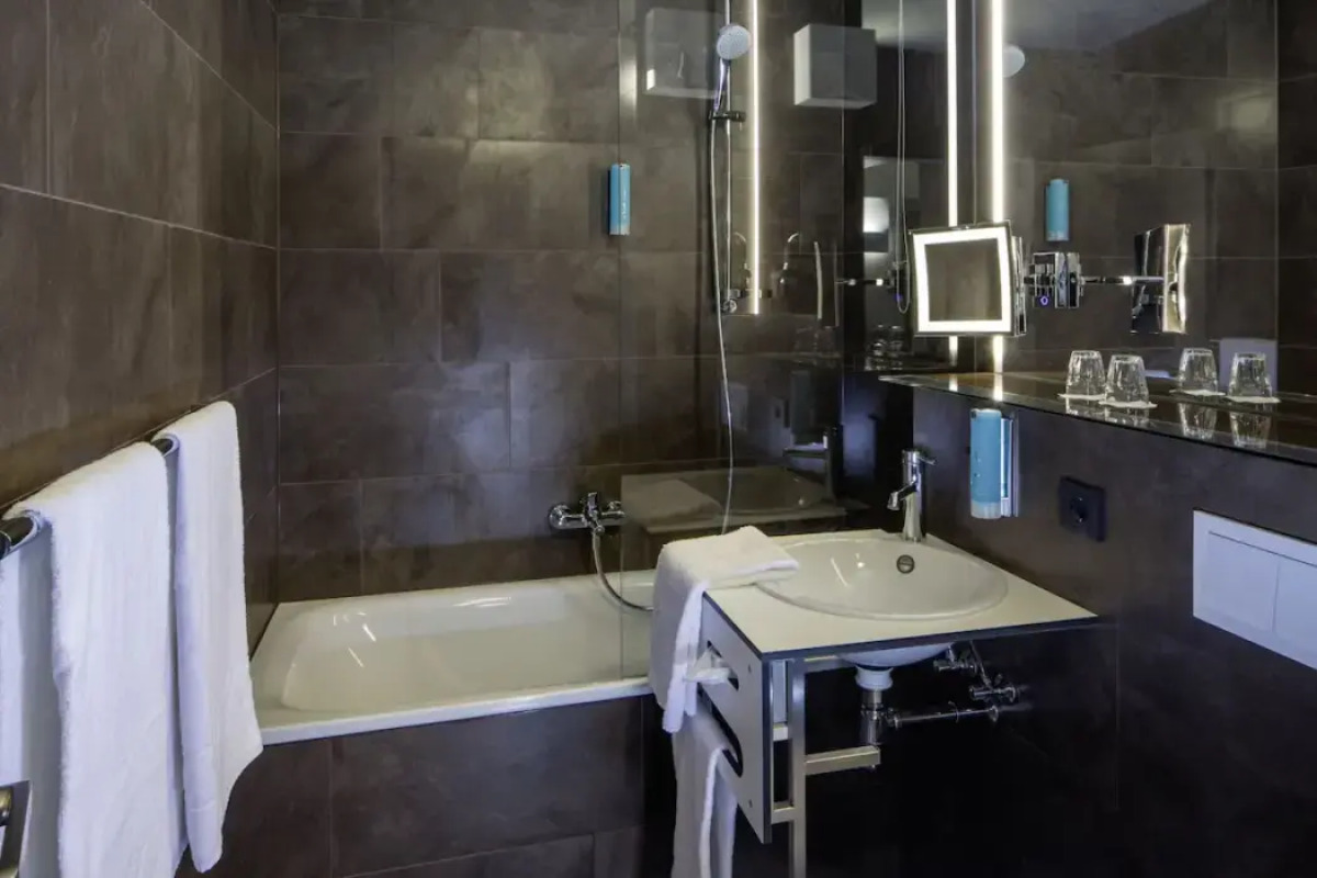 Отель Four Points Flex by Sheraton Vienna Hauptbahnhof