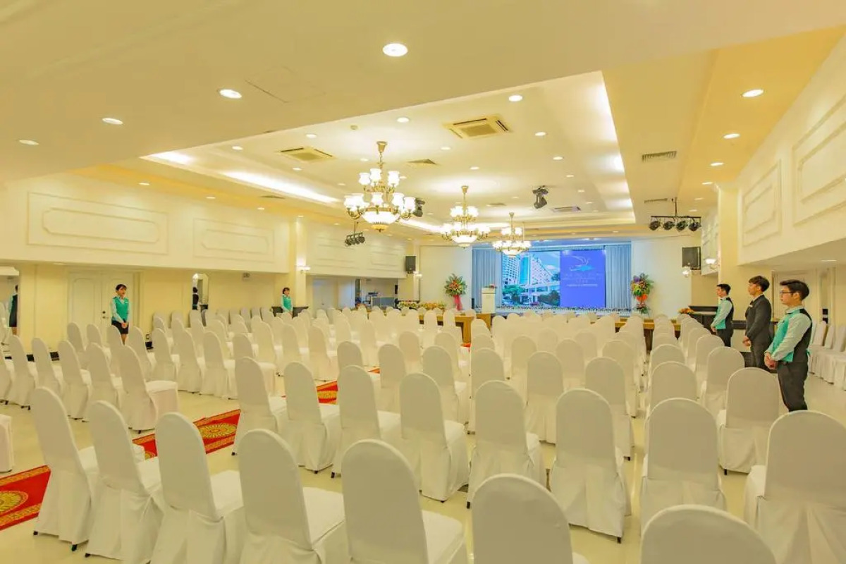 Yasaka Saigon Nha Trang Hotel