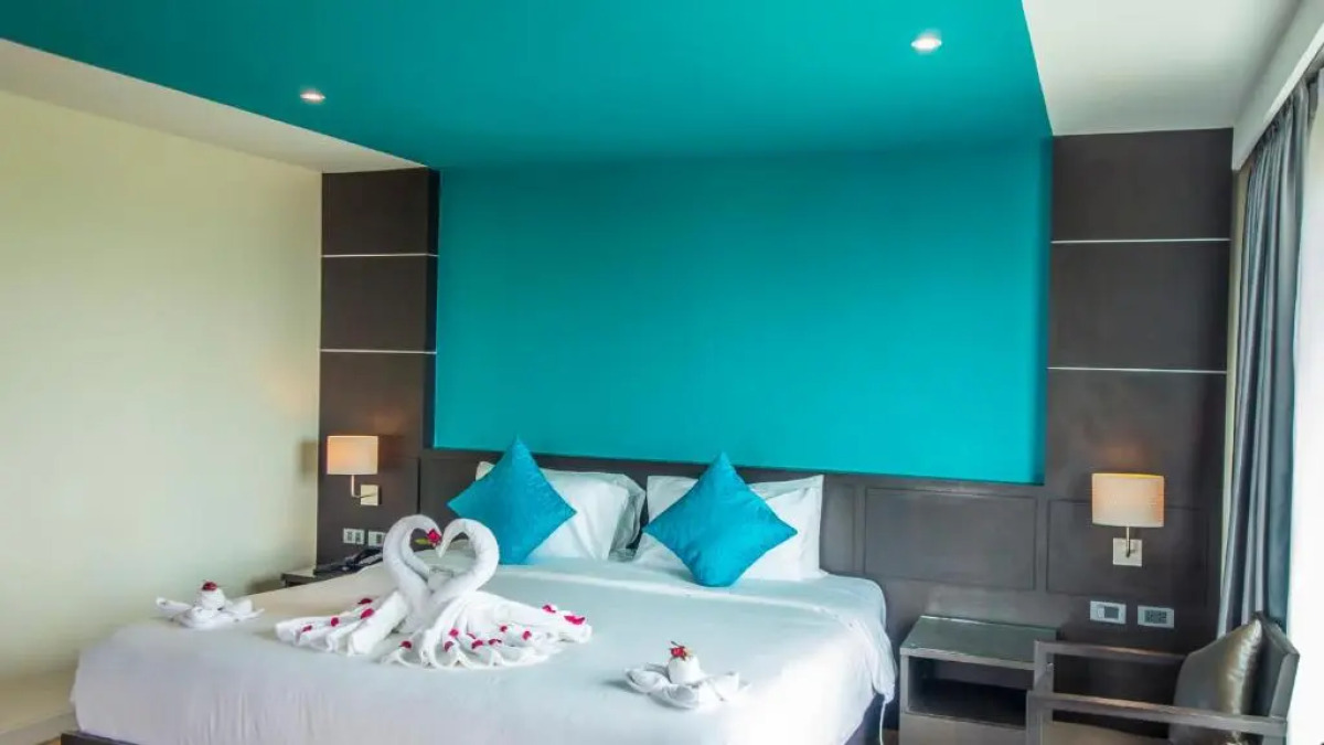 Unique Regency Hotel