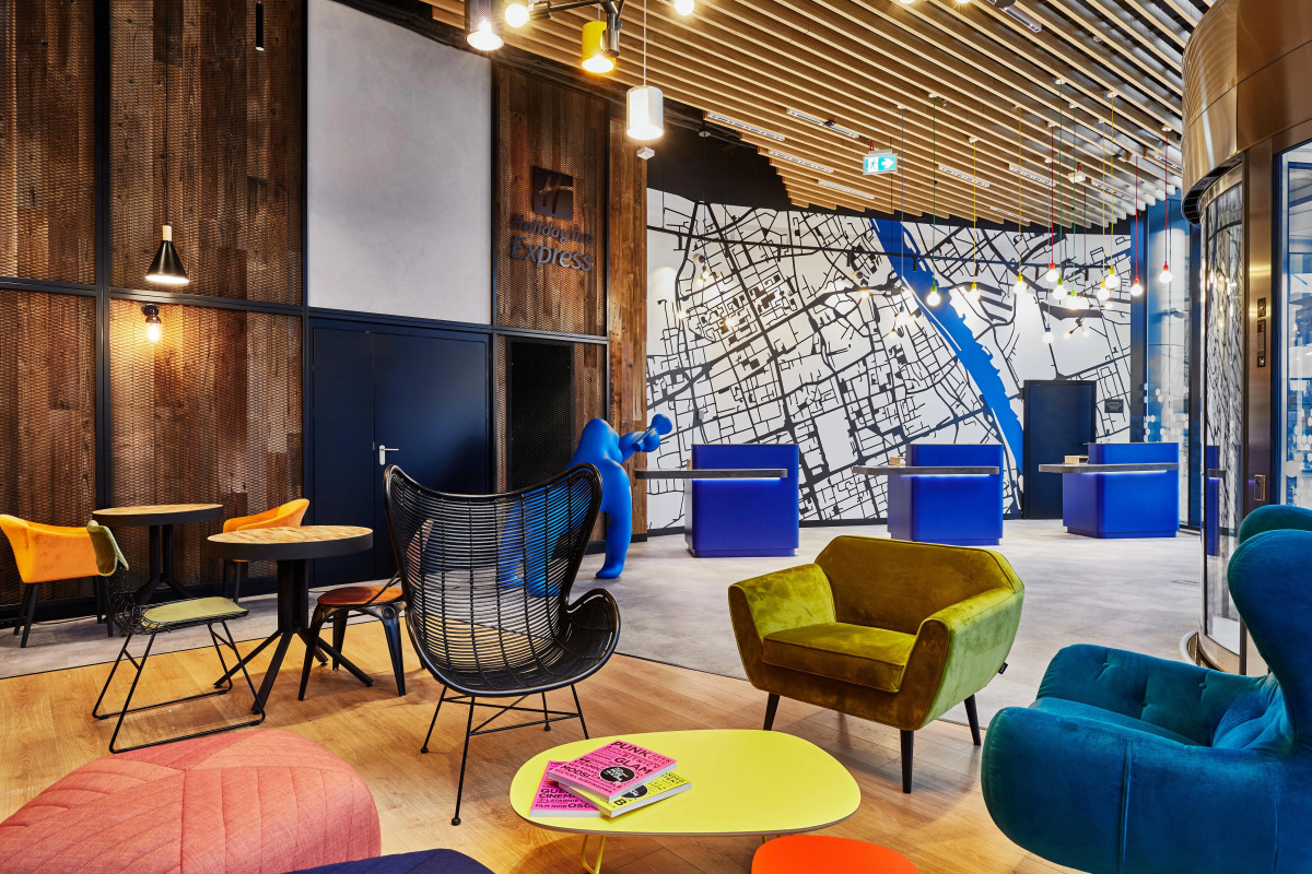 Holiday Inn Express Warsaw - The HUB by IHG