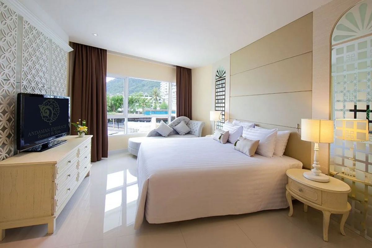 Andaman Embrace Patong